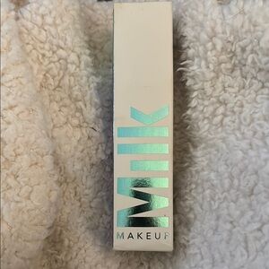 NWT Milk Makeup Hydro Grip Set+Refresh Spray